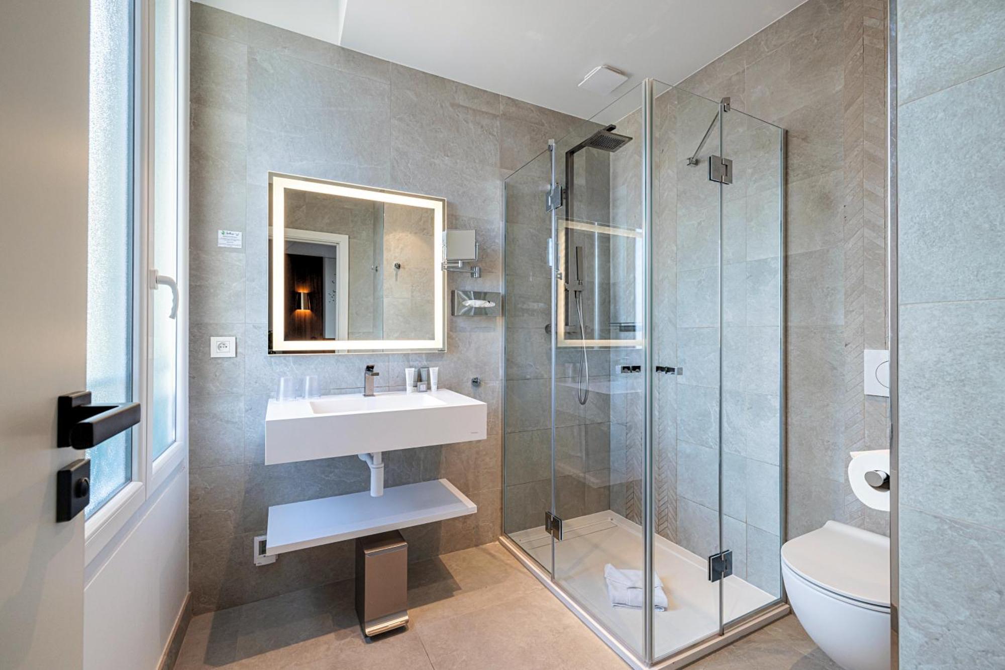 Hotel Apollinaire 4*