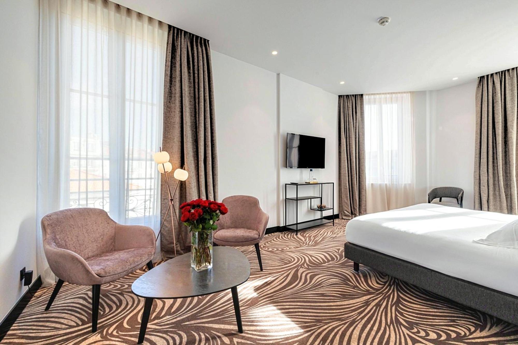 Apollinaire Hotel 4*