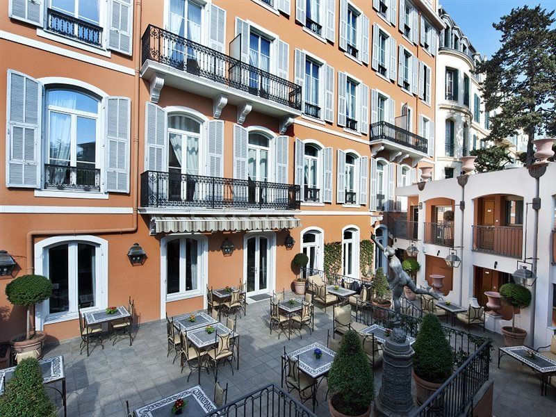 Hotel Apollinaire