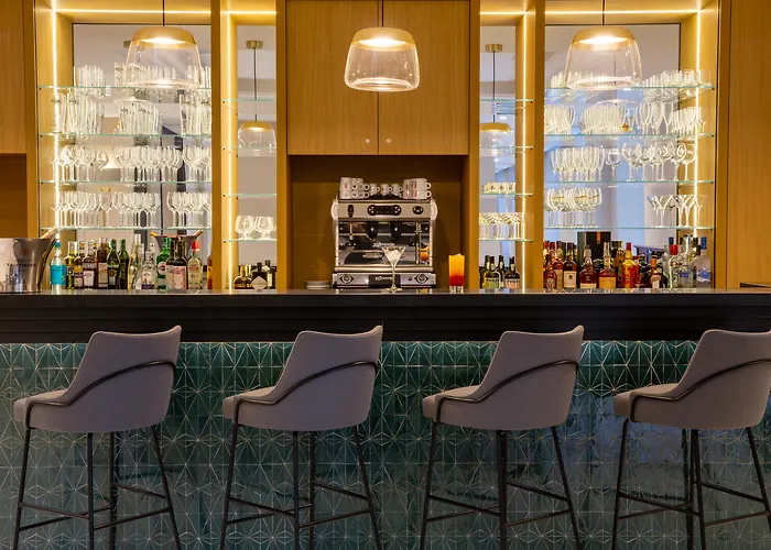 Hotel Apollinaire Nice